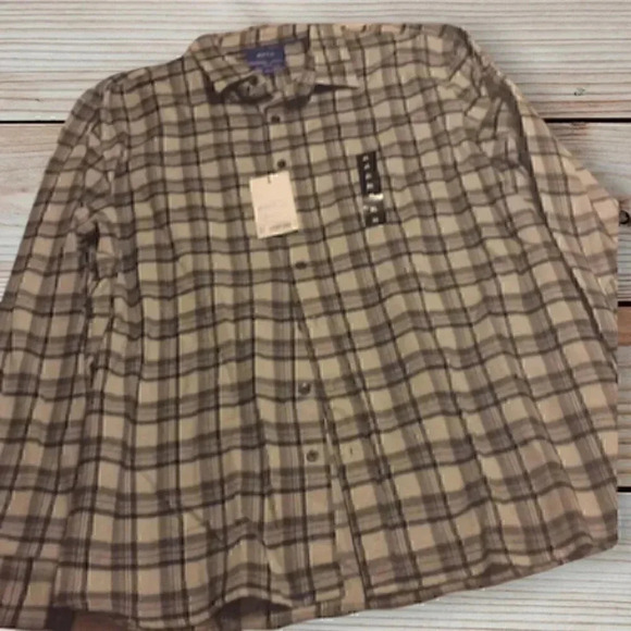 Apt 9 Men’s flannel - Picture 1 of 7